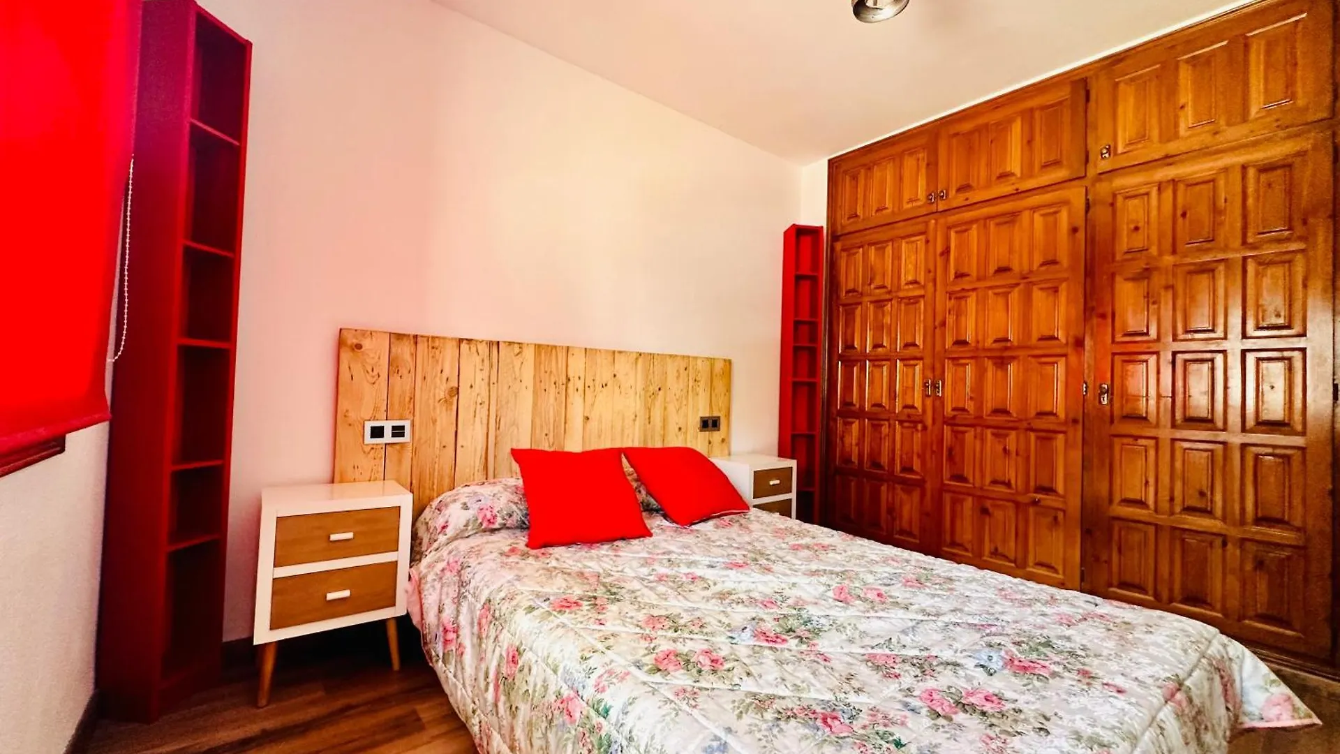 Port Ambar - Apartamento En La Marina De Empuriabrava - Balcon Con Vistas Al Canal - Playa - Wifi 0*,  Spanien